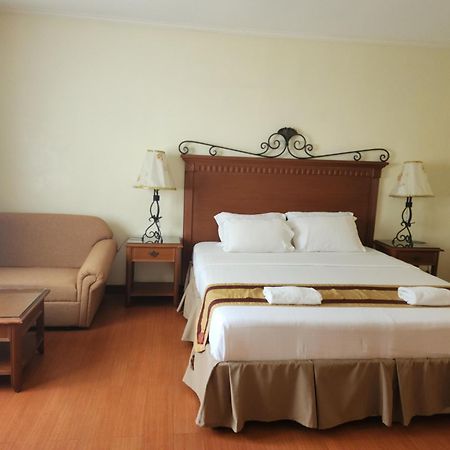 פנגלאו Villa Tomasa Alona Kew White Beach Resort מראה חיצוני תמונה