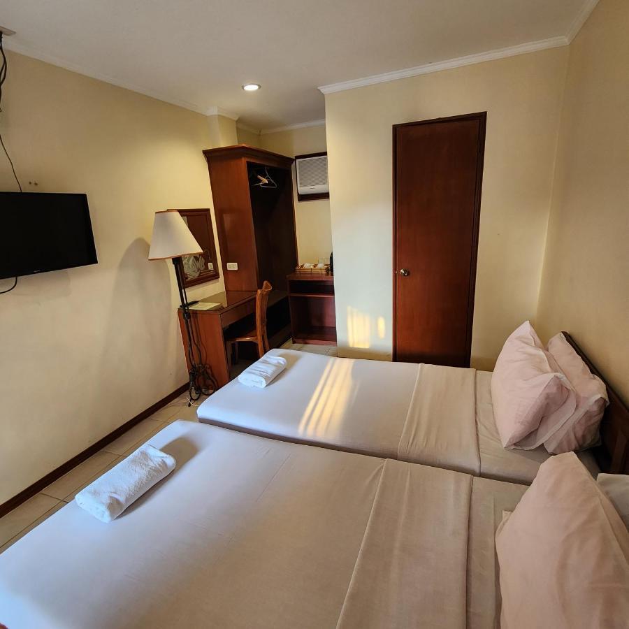 פנגלאו Villa Tomasa Alona Kew White Beach Resort מראה חיצוני תמונה