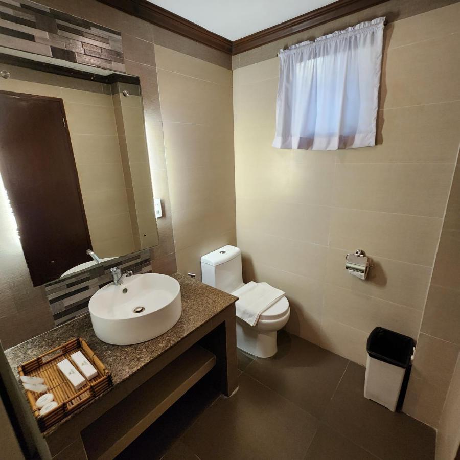 פנגלאו Villa Tomasa Alona Kew White Beach Resort מראה חיצוני תמונה